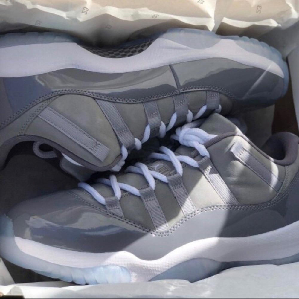 2018 air Jordan’s 11 retro low cool grey